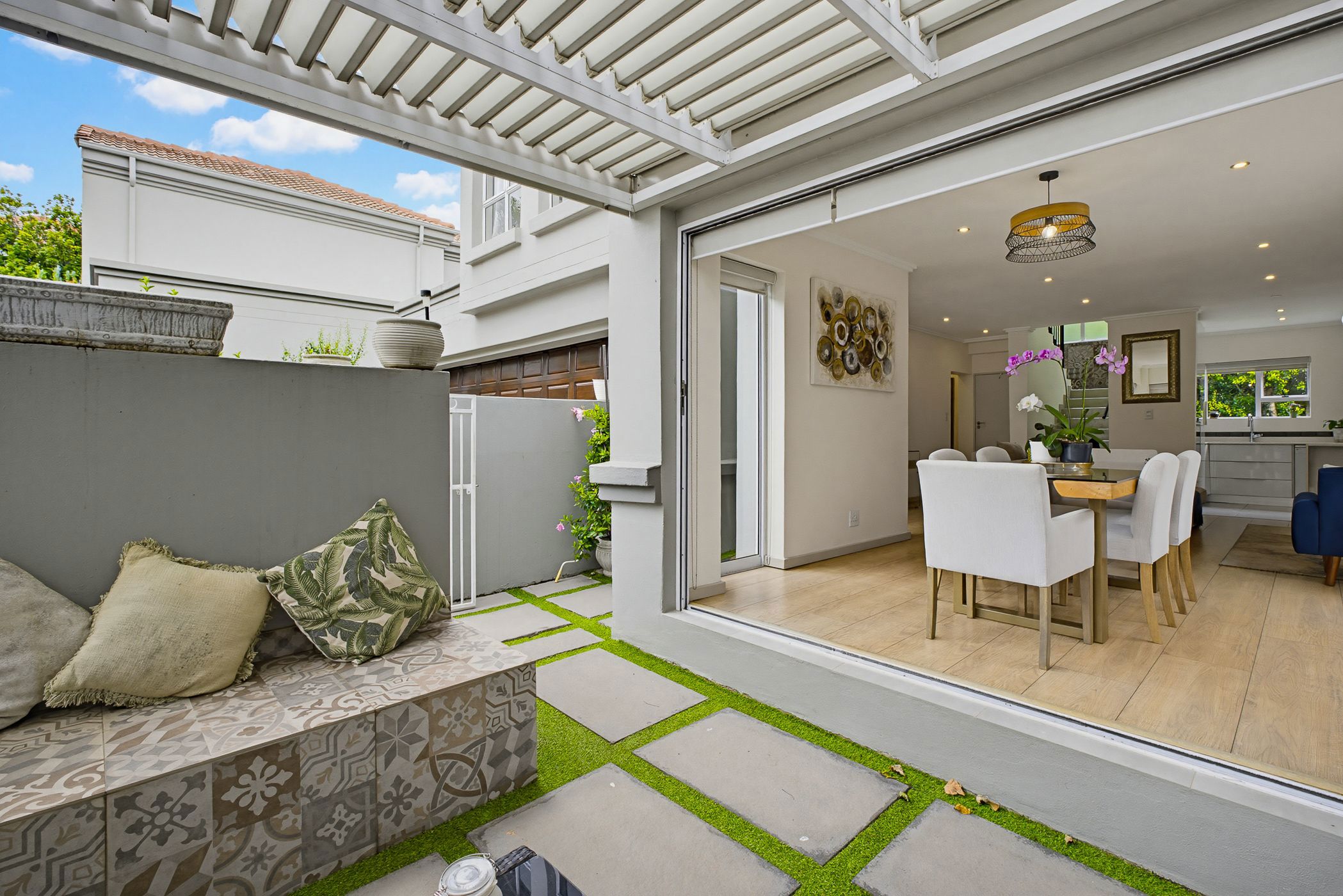 Townhouse for sale in Eagle Canyon Golf Estate - RAN1737688