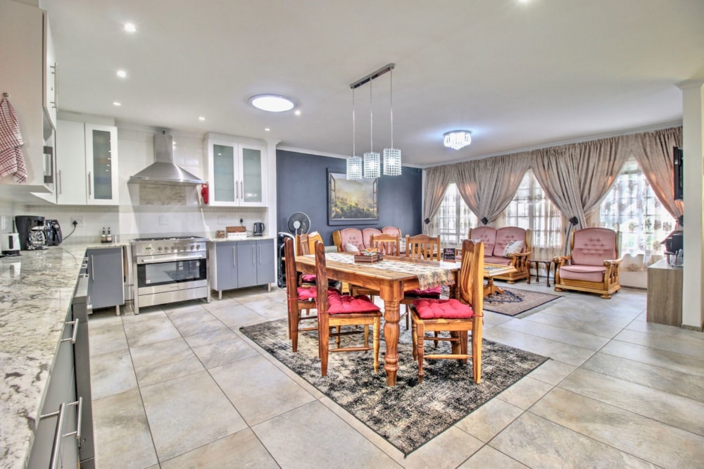 House to rent in Bothasig - 1PLA1736516