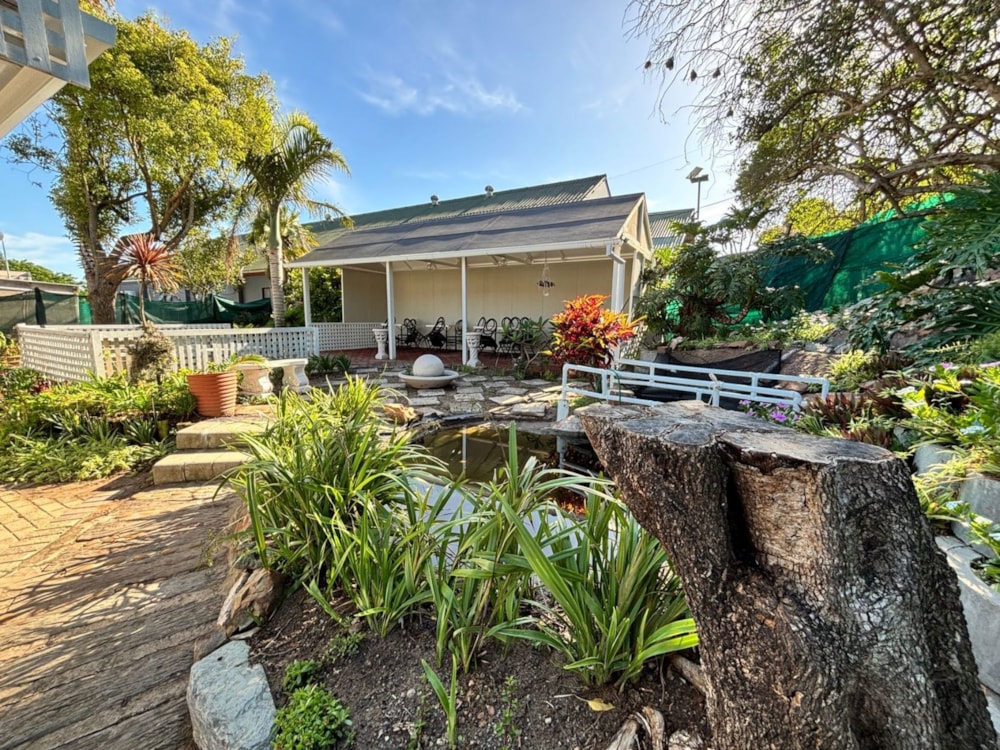 Commercial Building to rent in East Bank - 1PF1736404