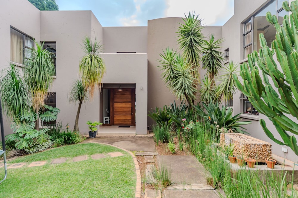 House to rent in Silver Lakes Golf Estate - PT1740249