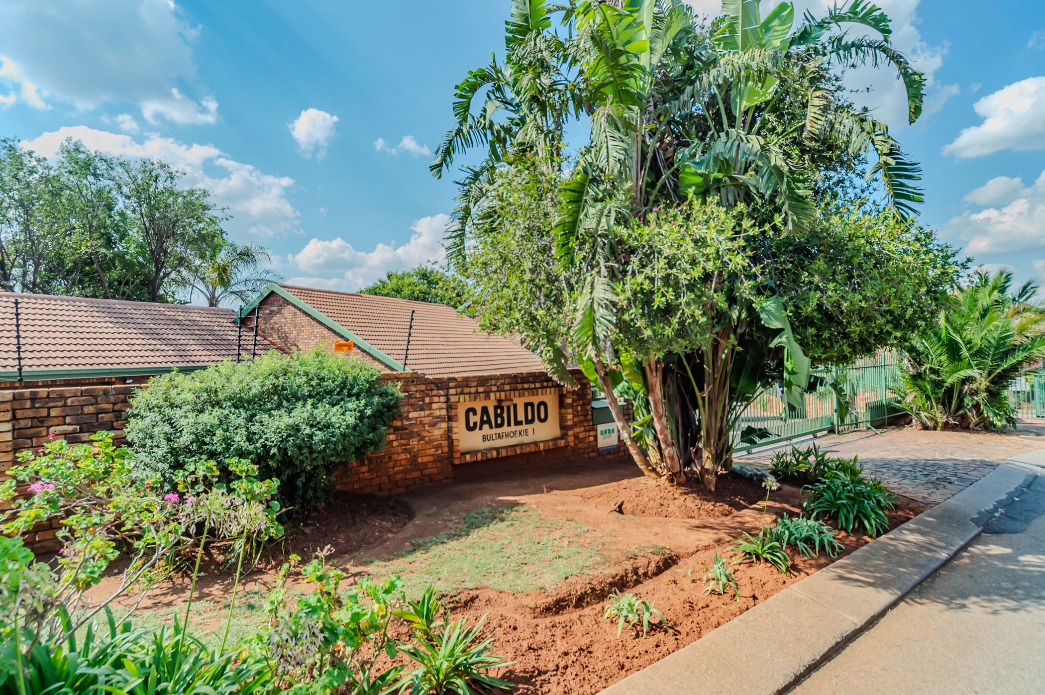 Apartment for sale in Zwartkop - CN1735908