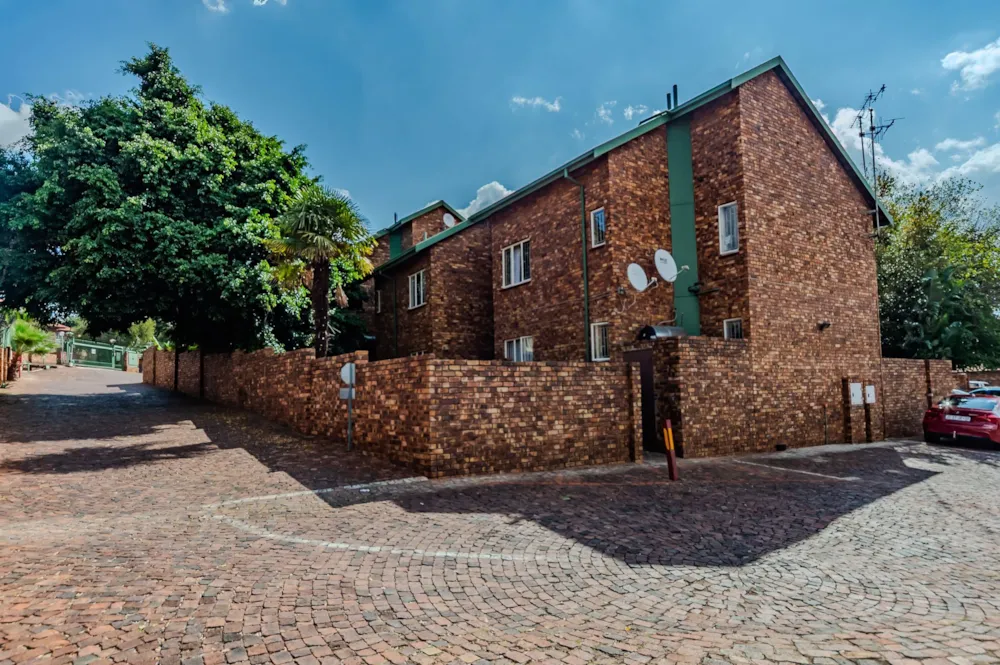 Apartment for sale in Zwartkop - CN1735908 Apartment for sale in Zwartkop - CN1735908
