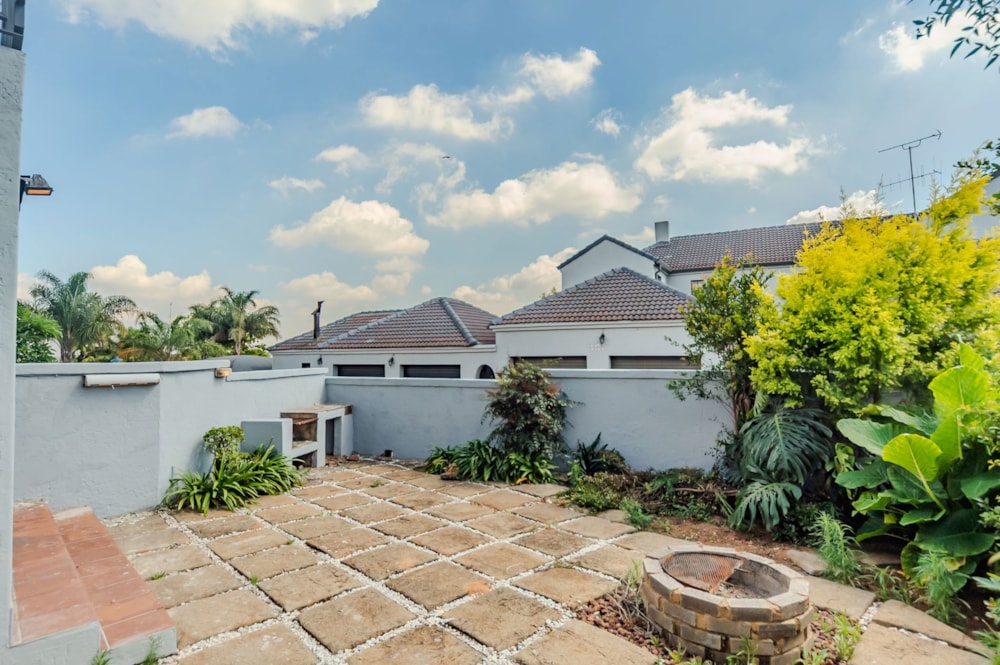 Townhouse for sale in Zwartkop - CN1726290