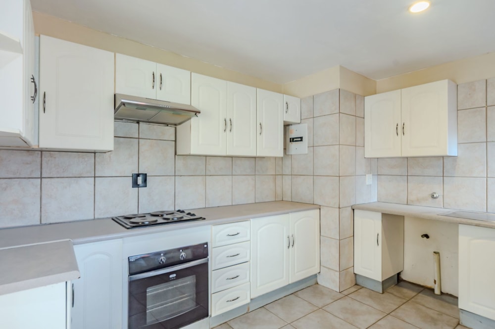 Townhouse for sale in Zwartkop - CN1726290