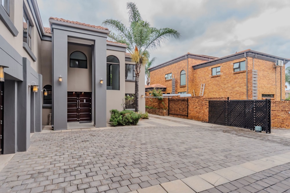 House for sale in Irene Farm Villages - CN1735839