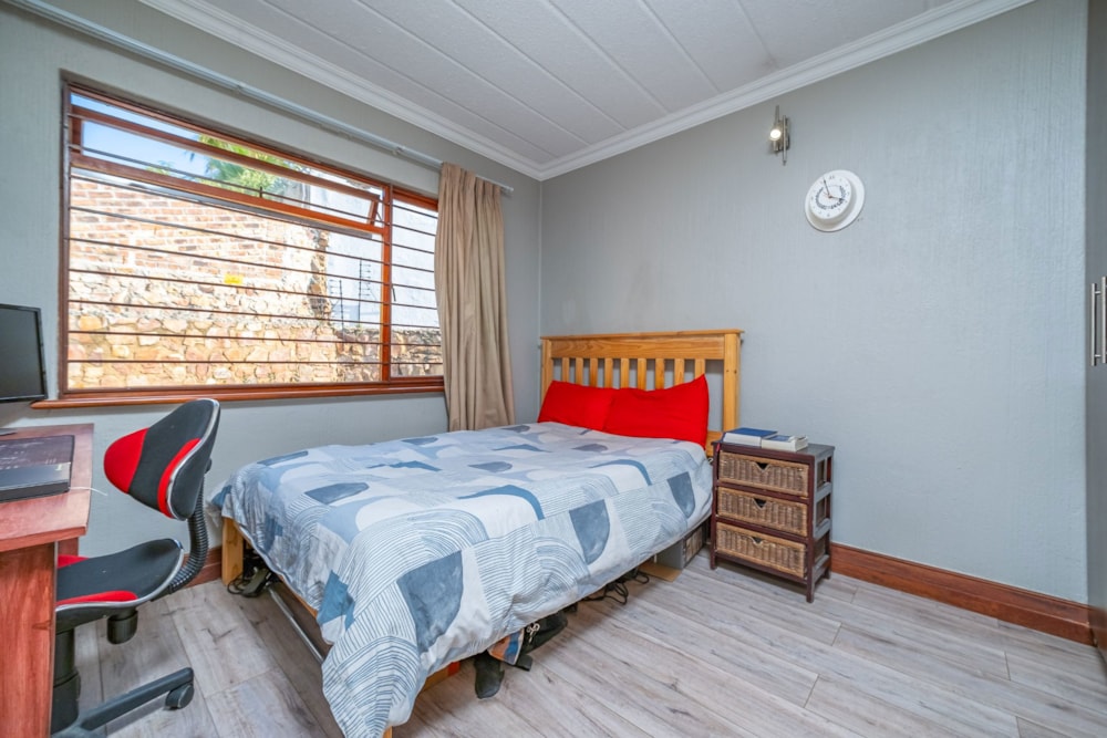 Apartment for sale in Northcliff, Johannesburg - RAN1735607