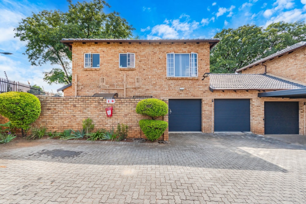 Apartment for sale in Randpark Ridge - RAN1735638