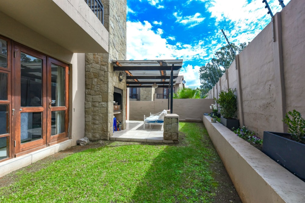 Double-storey cluster for sale in Craigavon - FW1737399