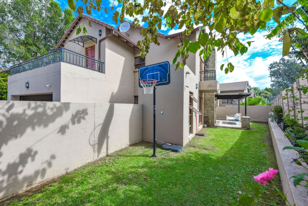 Double-storey cluster for sale in Craigavon - FW1737399