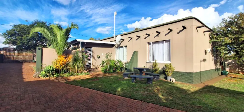 House sold in Lydenburg (Mashishing) - 1LY1737812 House sold in Lydenburg (Mashishing) - 1LY1737812