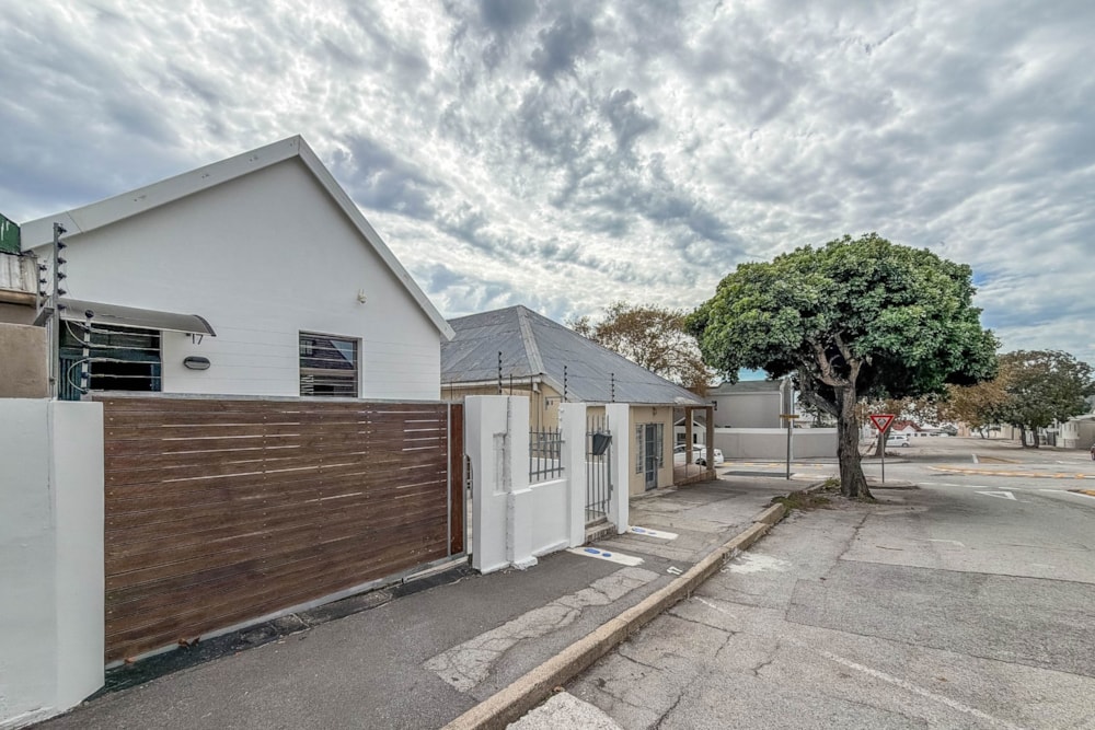 House for sale in Richmond Hill - 1PLZ1736697