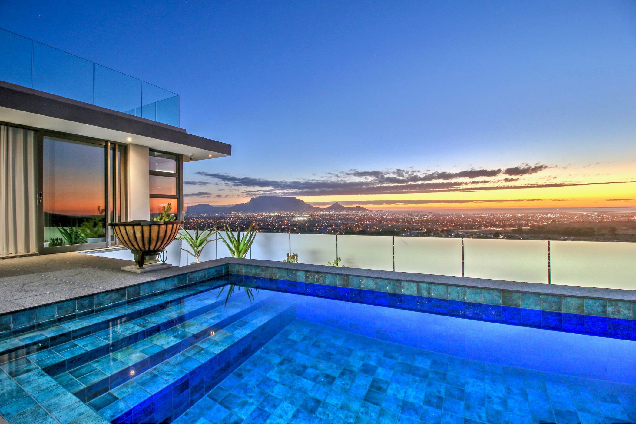 Security complex home for sale in Baronetcy Estate - 1PLA1735862