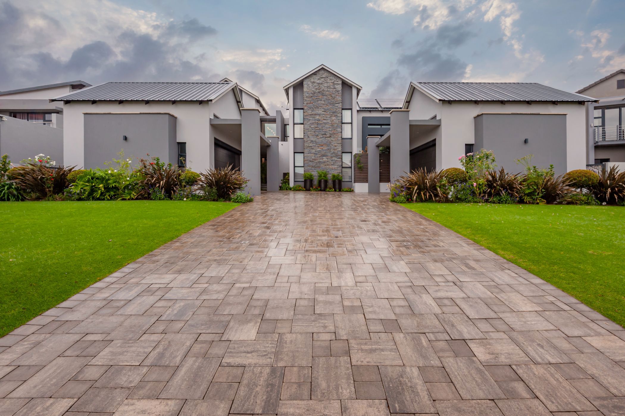 Double-storey house for sale in Copperleaf - 1CU1737456