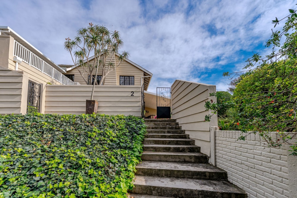 Townhouse for sale in Kloof - 1KF1741330