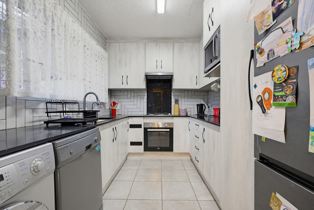 Townhouse for sale in Farrarmere - EN1739199