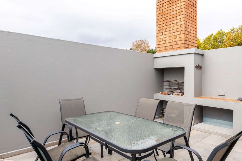 Apartment for sale in Craighall - HP1738695