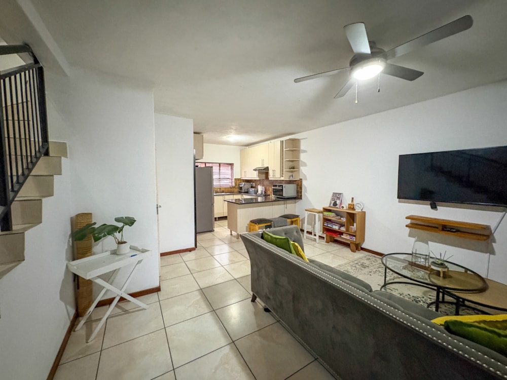 Apartment for sale in Sonheuwel - 1NS1728712