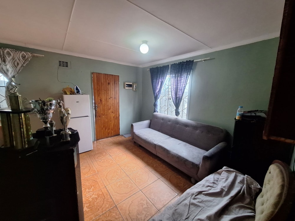House for sale in Eersterivier, Cape Town - 1KV1740353 House for sale in Eersterivier, Cape Town - 1KV1740353