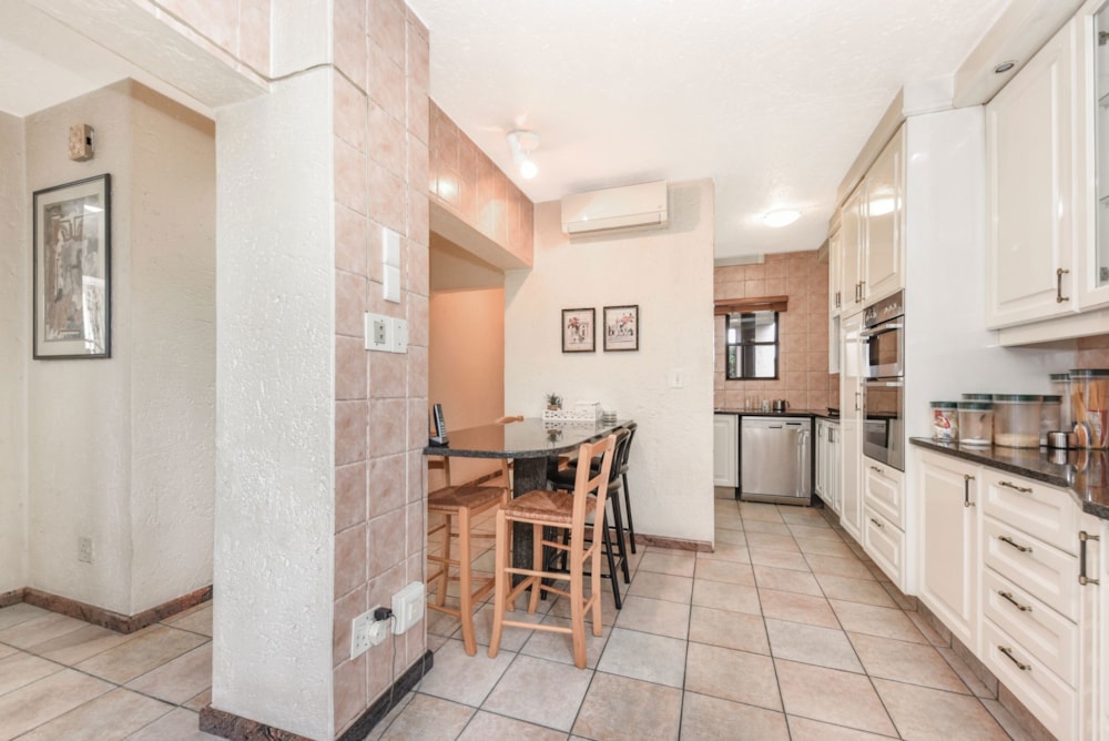 Cluster for sale in Bryanston - HP1740661 Cluster for sale in Bryanston - HP1740661