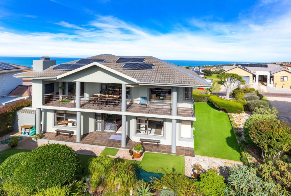 House for sale in Mossel Bay Golf Estate - 1MB1738745 House for sale in Mossel Bay Golf Estate - 1MB1738745