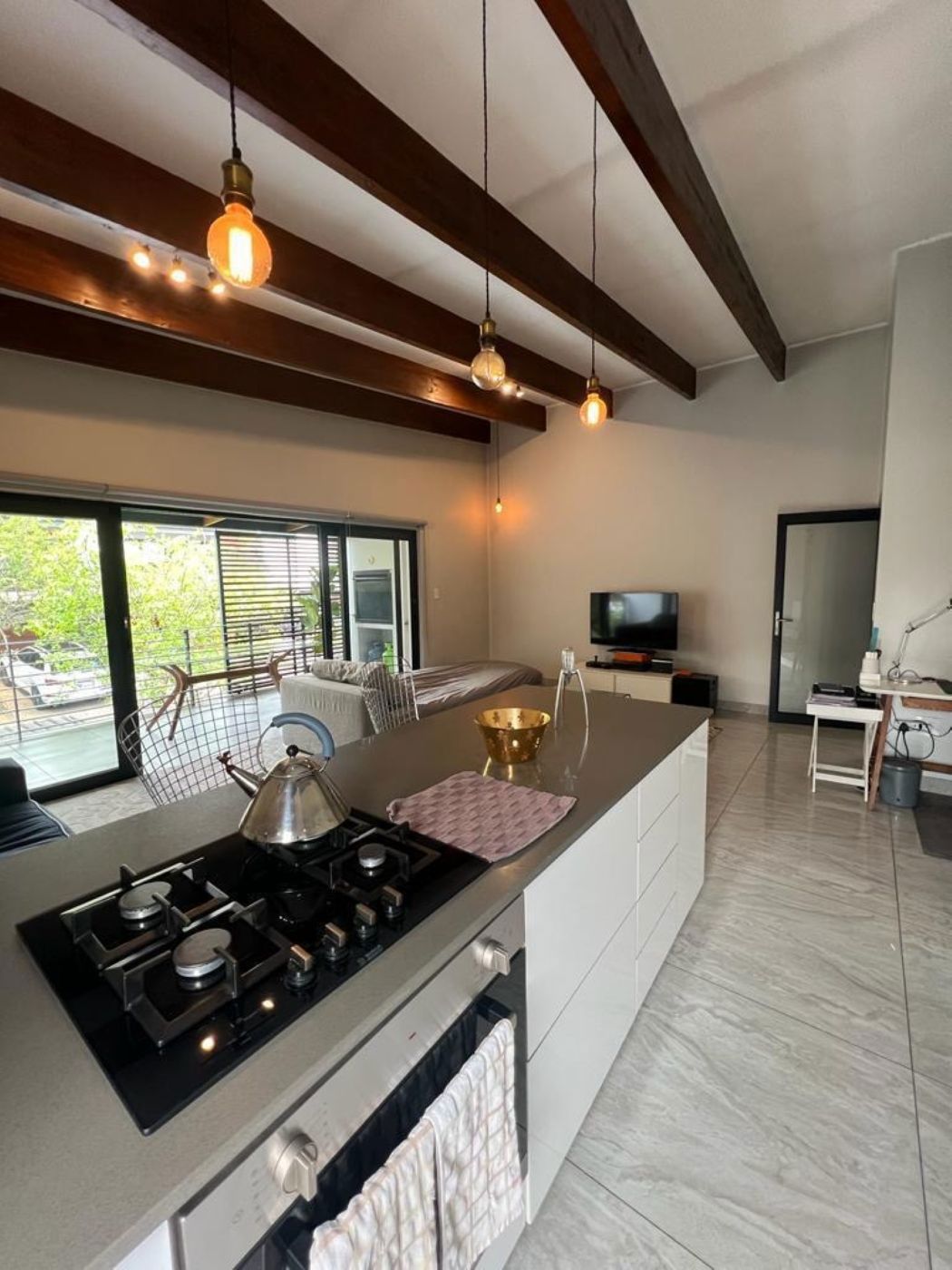 Apartment to rent in Brooklyn, Pretoria East - PTL1739507
