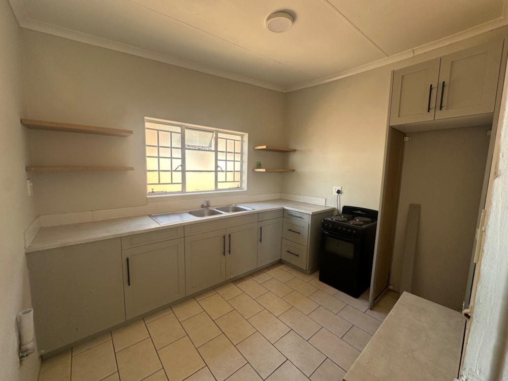 Apartment to rent in Brooklyn, Pretoria East - PTL1739208