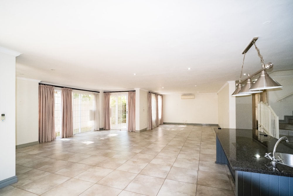 Townhouse for sale in Lynnwood, Pretoria East - PT1740296