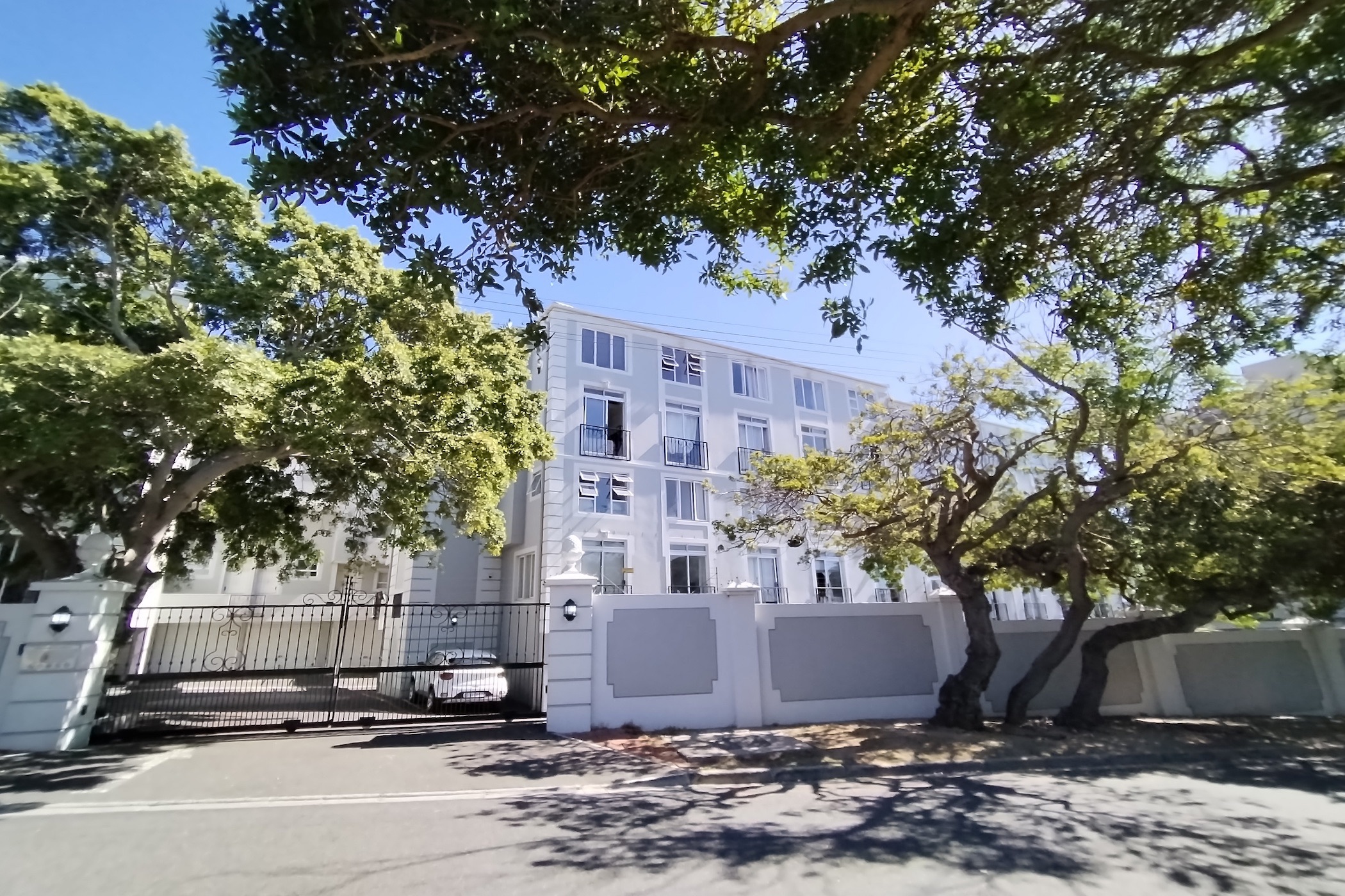 Apartment for sale in Milnerton - 1TV1740161