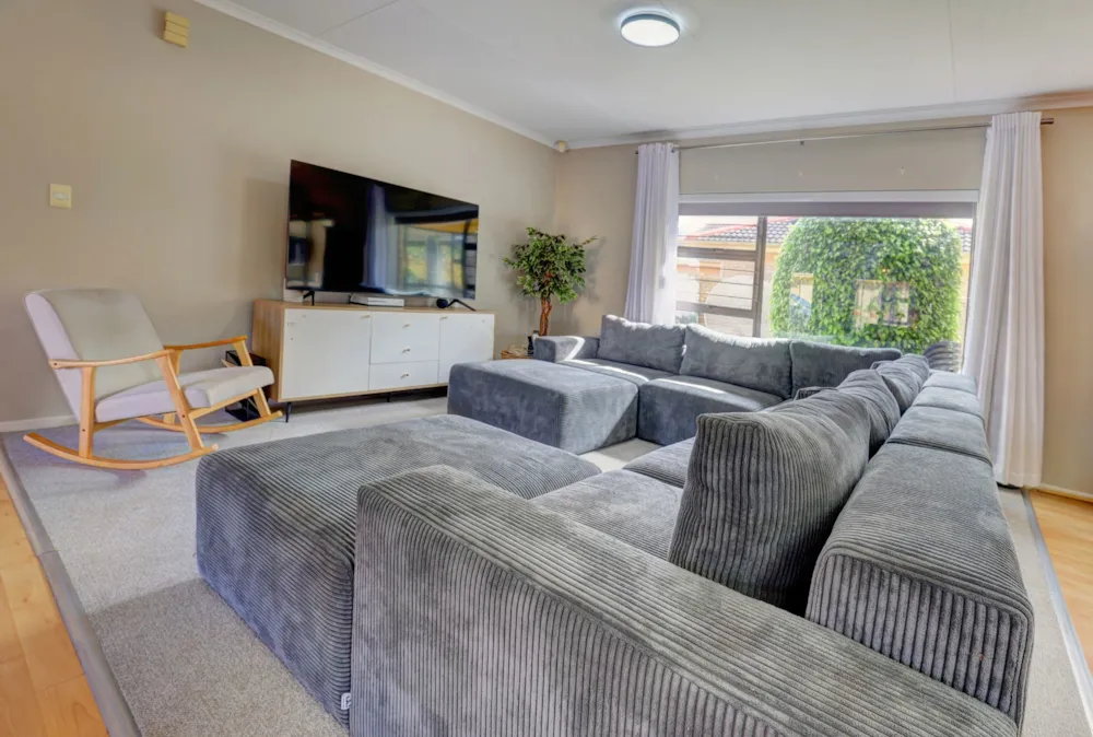House let in Heather Park, George - GEO1744837 House let in Heather Park, George - GEO1744837