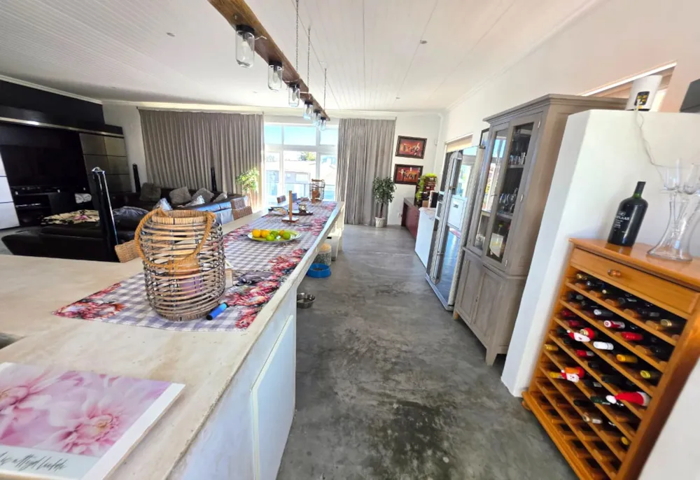 House let in Van Riebeeckstrand - 1TV1739932 House let in Van Riebeeckstrand - 1TV1739932