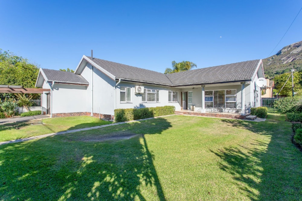 Single-storey house for sale in Hoog-En-Droog - TK1739248 Single-storey house for sale in Hoog-En-Droog - TK1739248