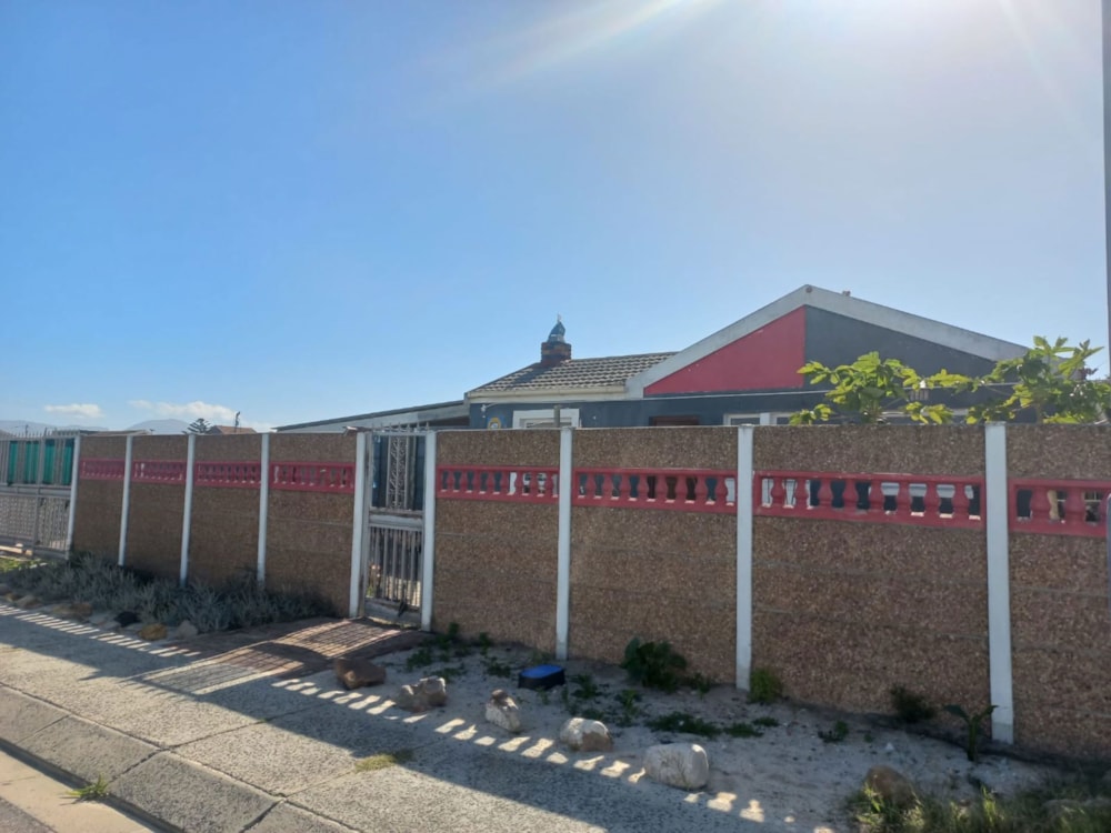 House for sale in Wavecrest - 1MN1738853