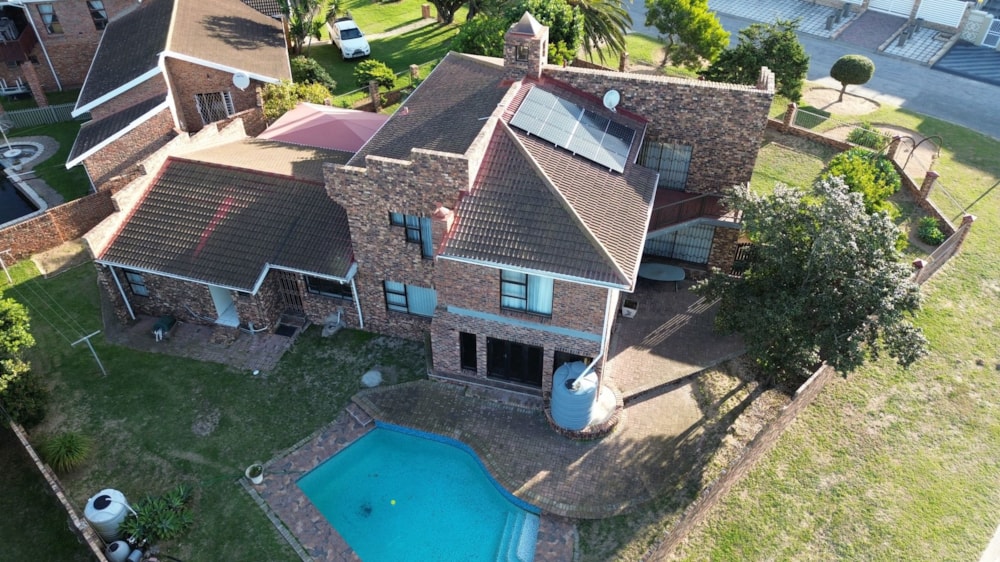 House for sale in Bluewater Bay, Port Elizabeth, Gqeberha - 1PLZ1728675 House for sale in Bluewater Bay, Port Elizabeth, Gqeberha - 1PLZ1728675
