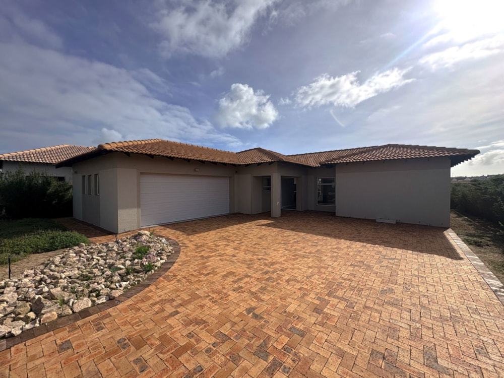 House for sale in Langebaan Country Estate - LA1739679 House for sale in Langebaan Country Estate - LA1739679