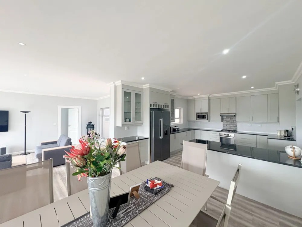 House for sale in Langebaan Country Estate - LA1739679 House for sale in Langebaan Country Estate - LA1739679