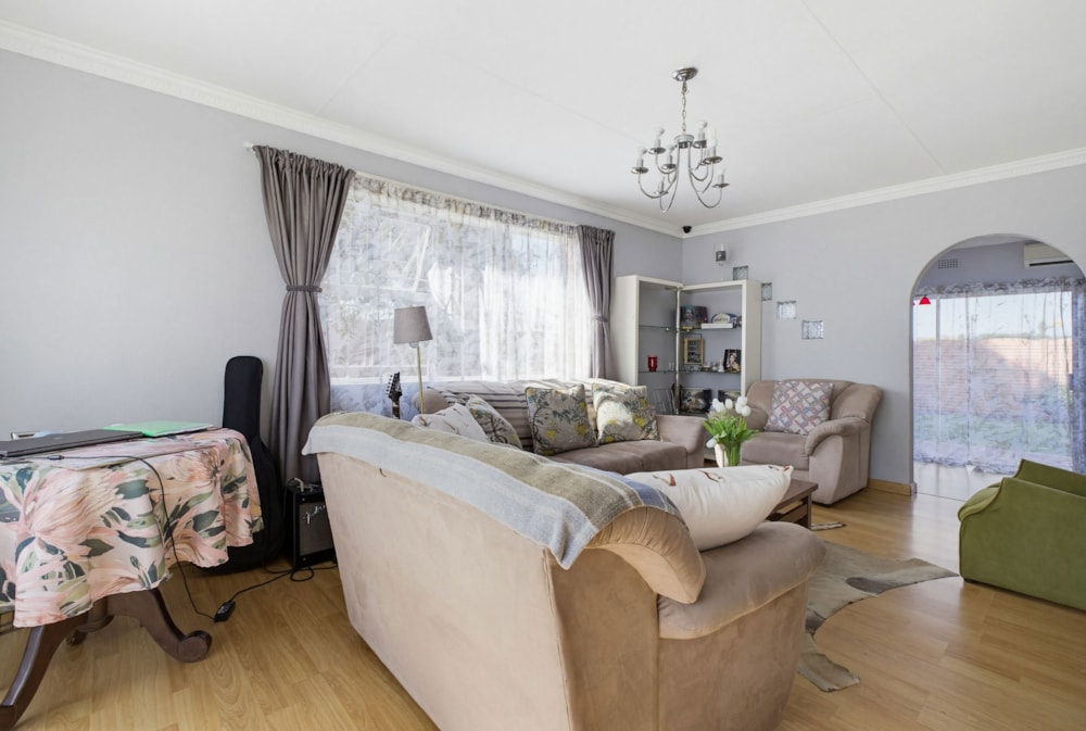 House for sale in Elspark, Boksburg - BOK1739668 House for sale in Elspark, Boksburg - BOK1739668