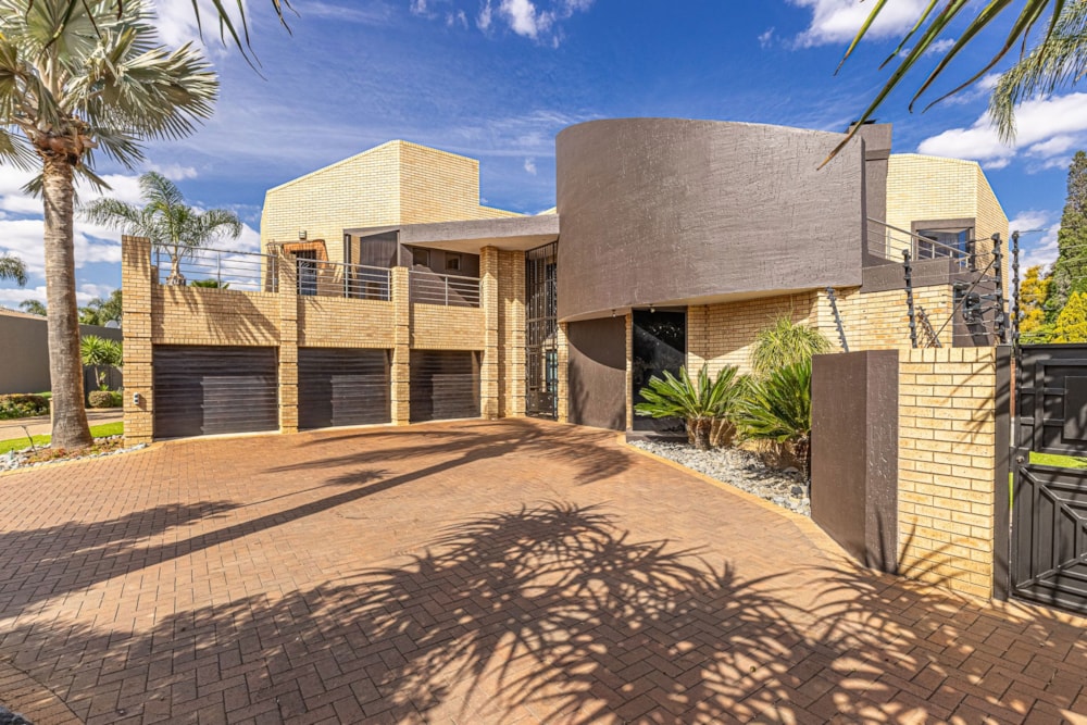 House for sale in Sunward Park - BOK1739153