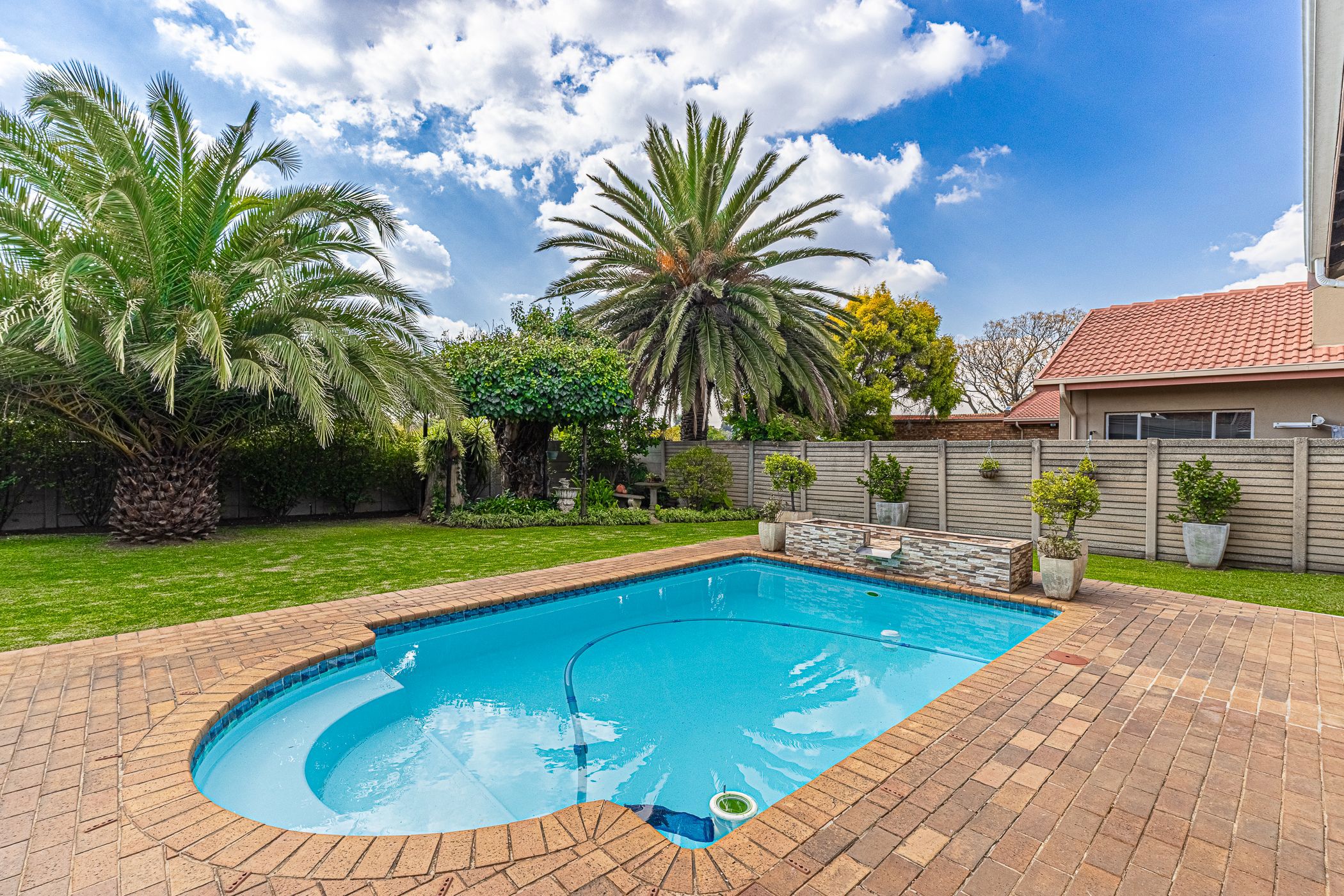 House for sale in Ravenswood - BOK1740086