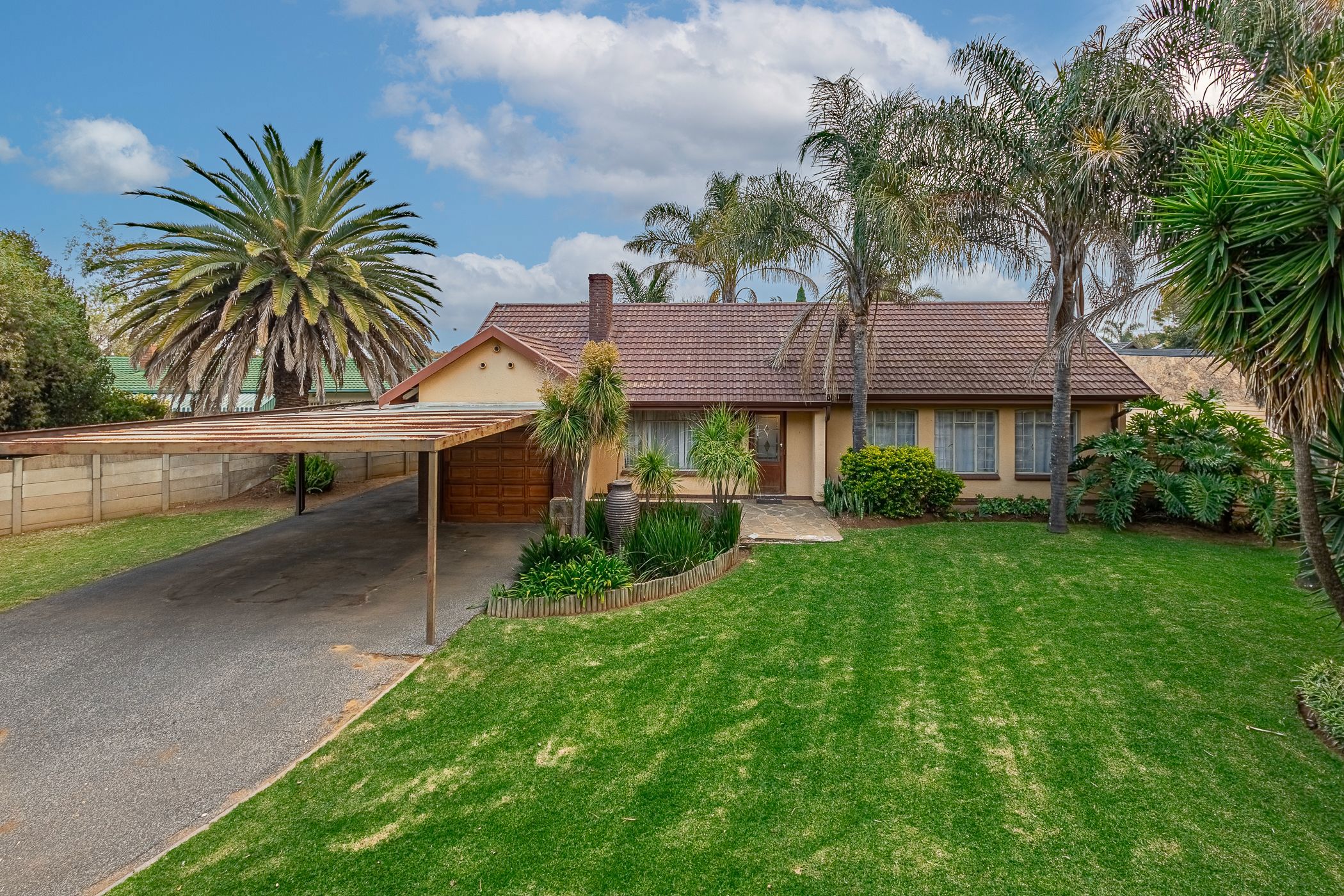 House for sale in Witkoppie Ridge - BOK1737202