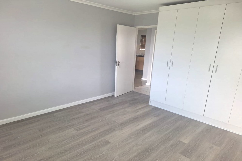 Security complex home to rent in Melkbosstrand - 1TV1733283