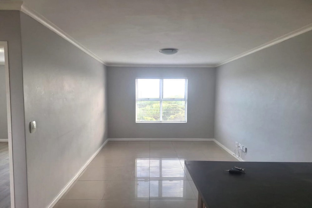 Security complex home to rent in Melkbosstrand - 1TV1733283
