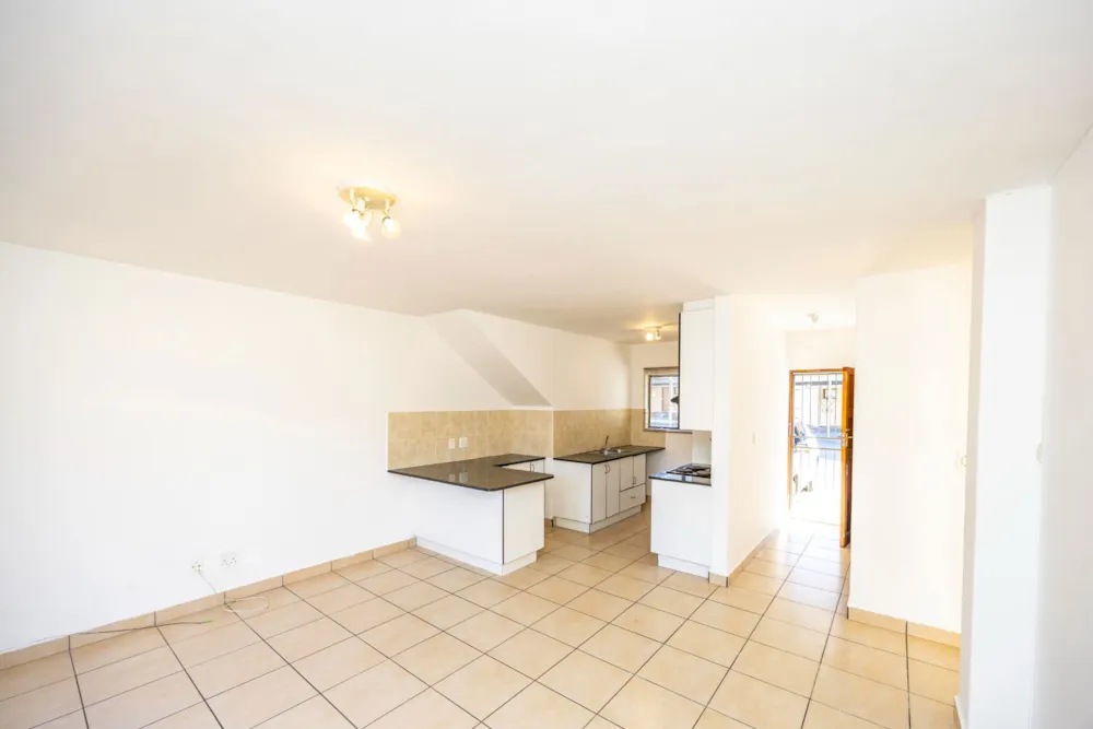 Apartment for sale in Gonubie - 1EZ1739257