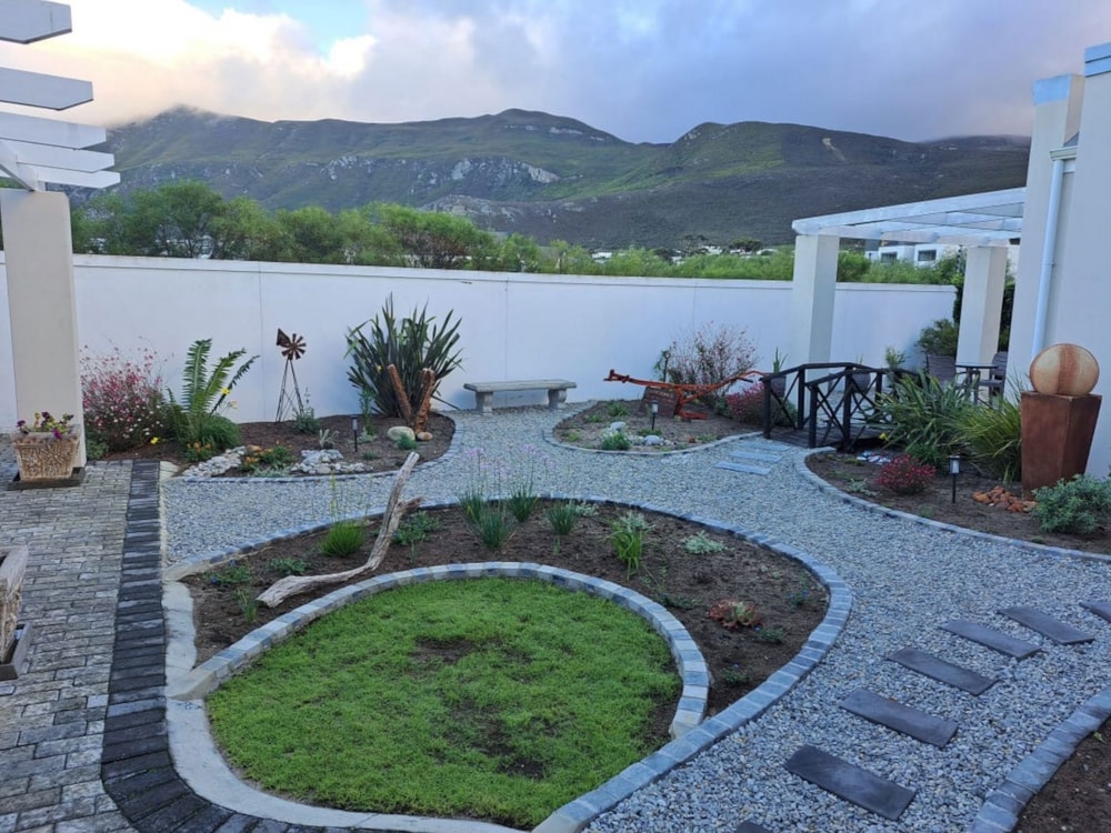 House to rent in Sandbaai - ONL1740859