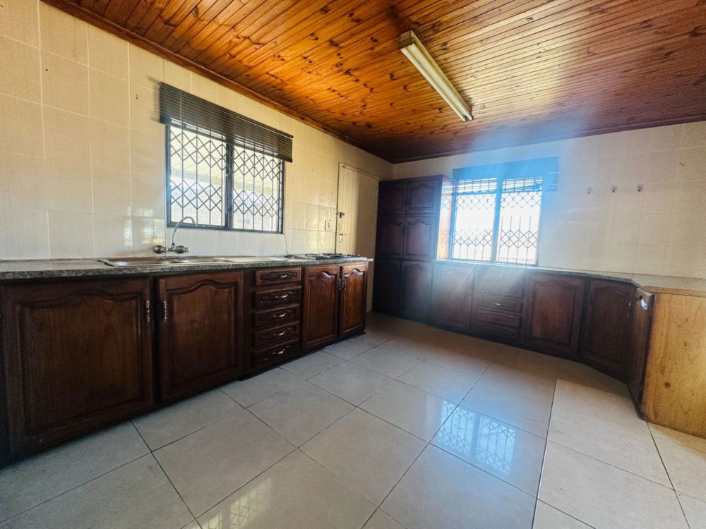 House to rent in Brackenham - 1RY1738957