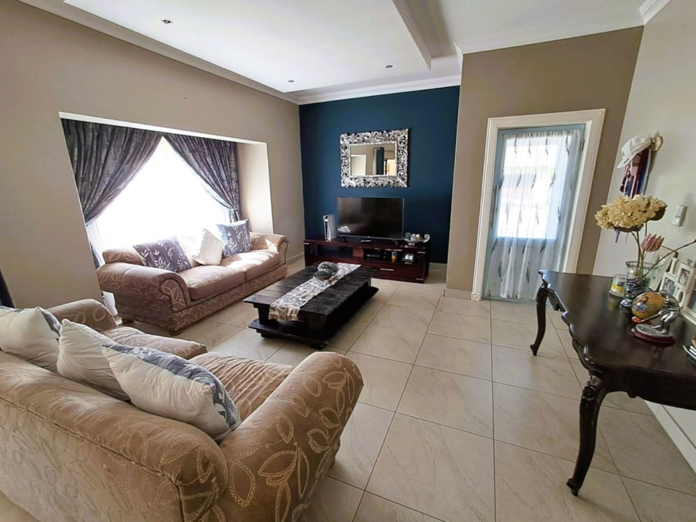 House for sale in Midstream Estate - CN1739554 House for sale in Midstream Estate - CN1739554