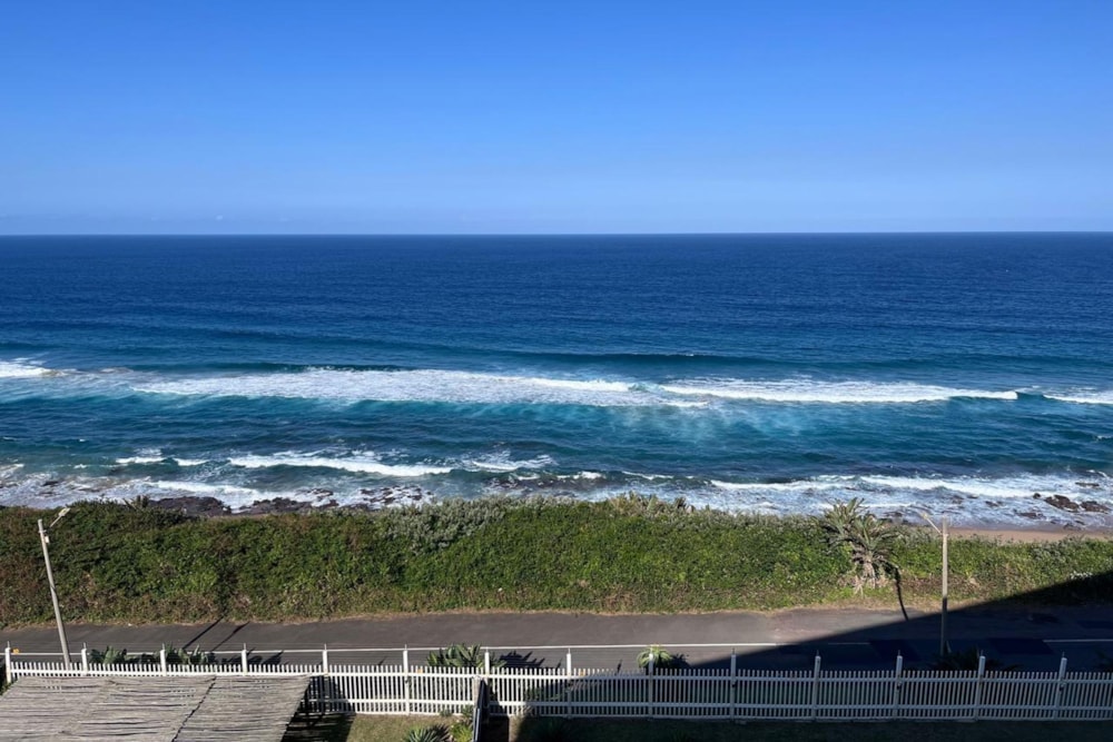Apartment for sale in Athlone Park - 1WB1740492 Apartment for sale in Athlone Park - 1WB1740492
