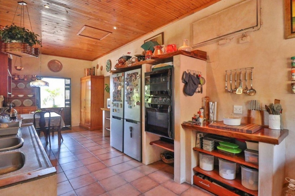 House for sale in Athlone Park - 1WB1649919 House for sale in Athlone Park - 1WB1649919