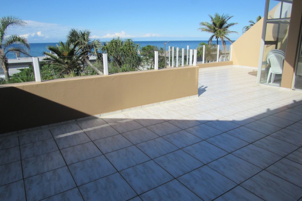 Apartment for sale in Uvongo - 1PX1468634 Apartment for sale in Uvongo - 1PX1468634