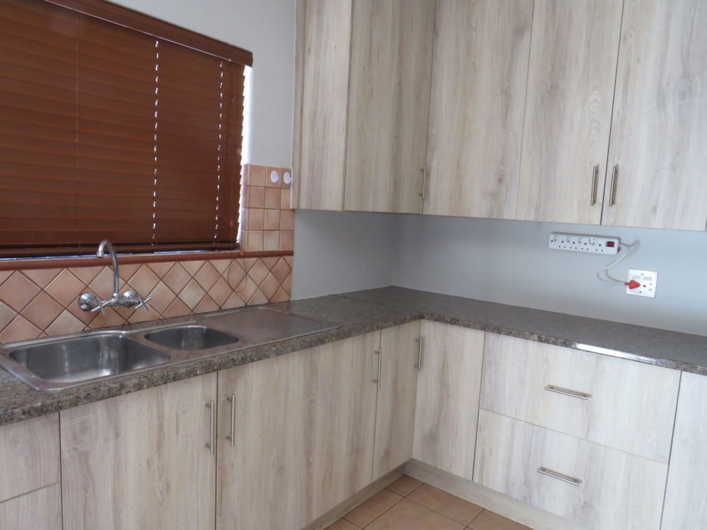 House for sale in Ellisras (Lephalale) - 1ER1740107 House for sale in Ellisras (Lephalale) - 1ER1740107
