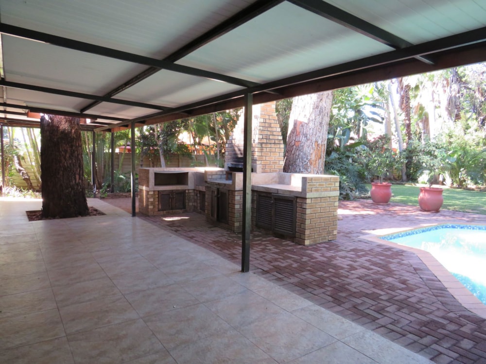 House for sale in Ellisras (Lephalale) - 1ER1740107 House for sale in Ellisras (Lephalale) - 1ER1740107